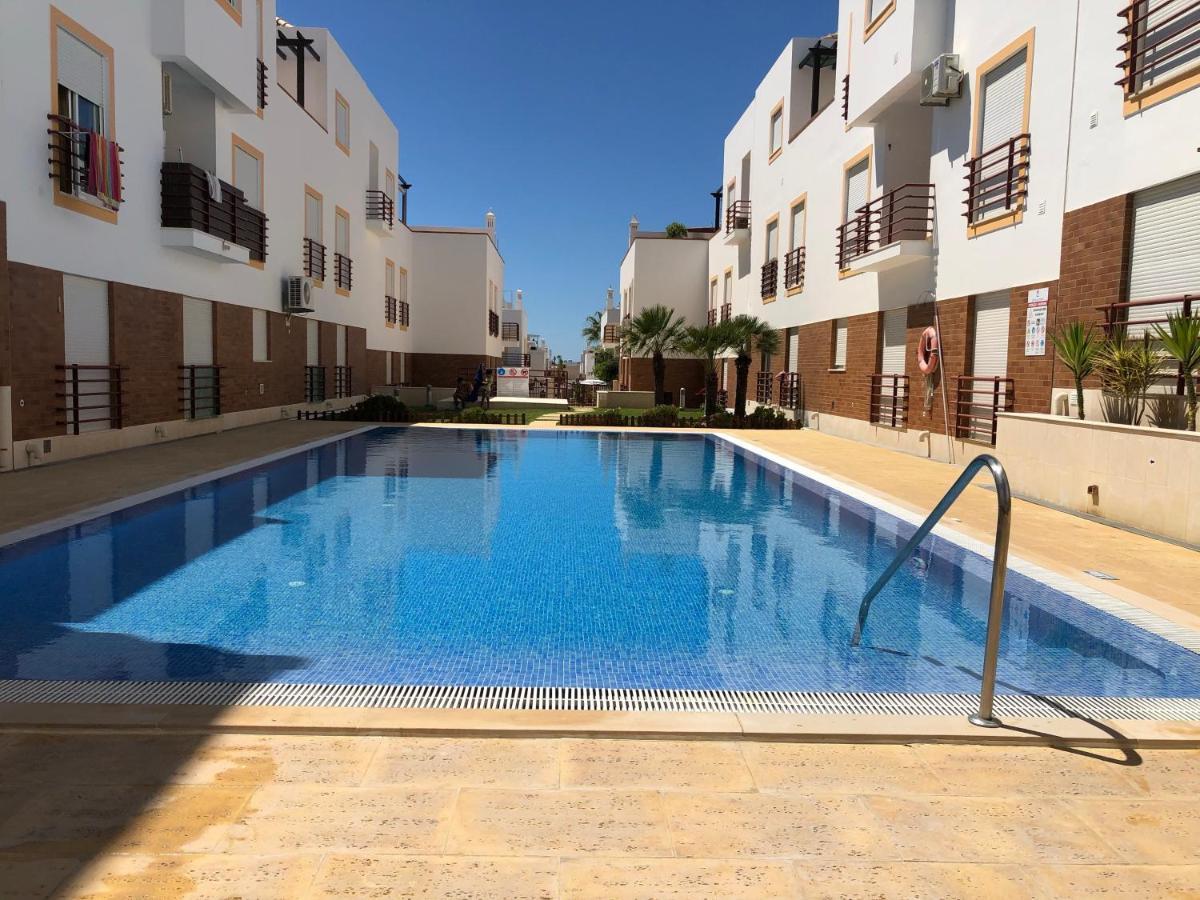 Pe Na Areia Daire Cabanas De Tavira Dış mekan fotoğraf
